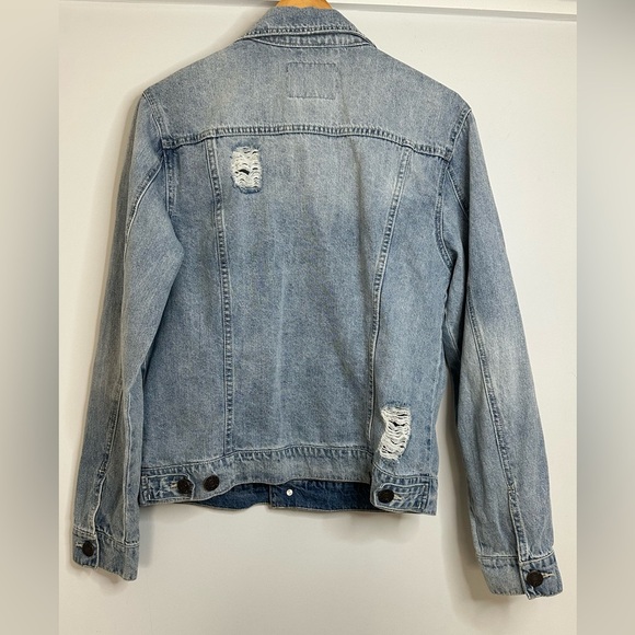 Guess Distressed Jean Jacket‎ Medium - Picture 5 of 6